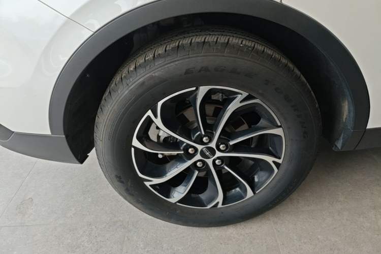 Used Lincoln Nautilus 2025 2.0T Four-Wheel Drive Luxury Edition Right Rear Wheel Hub