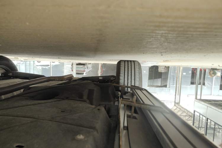 Used Lincoln Nautilus 2025 2.0T Four-Wheel Drive Luxury Edition Right Side Sill