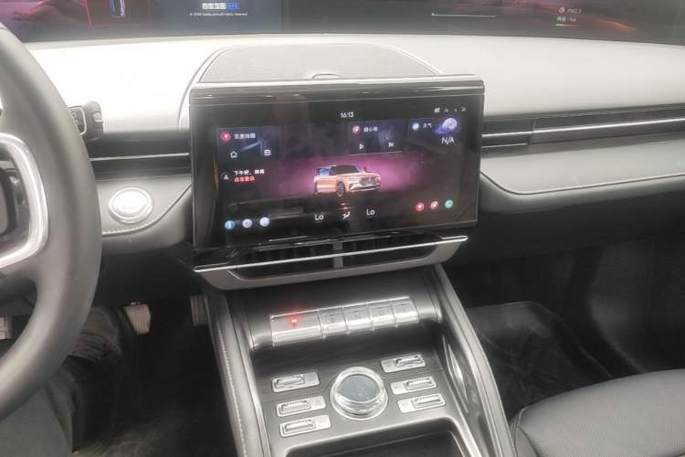 Used Lincoln Nautilus 2025 Model 2.0T Two-Wheel Drive Qihang Edition Audio And AC Panel