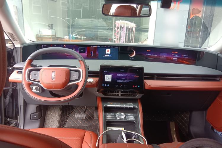 Used Lincoln Nautilus 2026 Model, 2.0T Four-Wheel-Drive Zunyi Version Center Console
