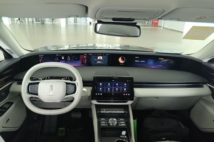 Used Lincoln Nautilus 2026 Model, 2.0T Four-Wheel-Drive Zunrui Version Center Console