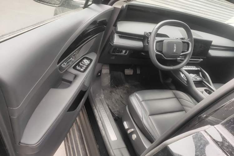 Used Lincoln Nautilus 2025 Model 2.0T Two-Wheel Drive Qihang Edition Driver Seat