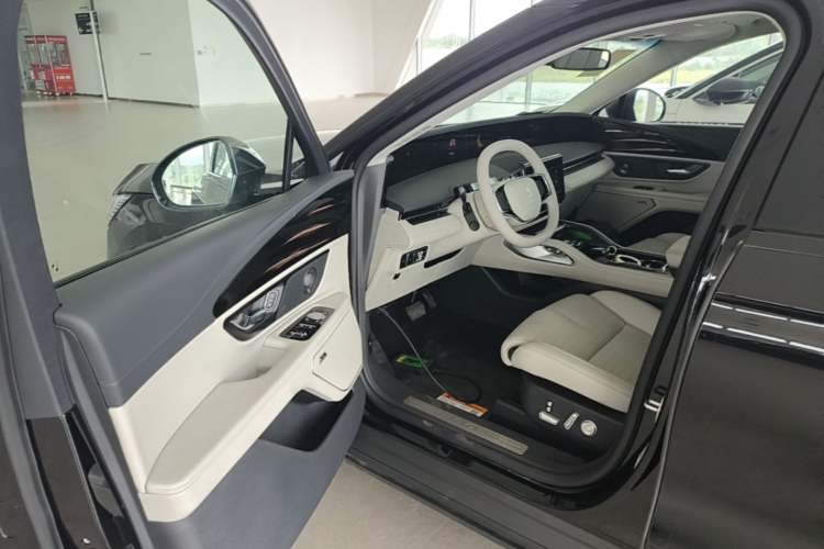 Used Lincoln Nautilus 2026 Model, 2.0T Four-Wheel-Drive Zunrui Version Driver Seat
