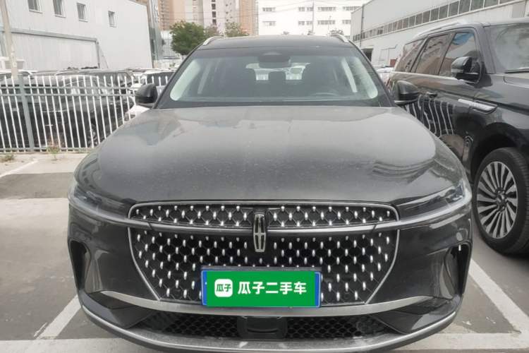Used Lincoln Nautilus 2025 Model 2.0T Two-Wheel Drive Qihang Edition Front