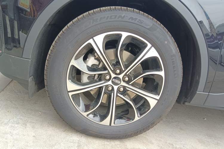 Used Lincoln Nautilus 2026 Model, 2.0T Four-Wheel-Drive Zunyi Version Left Front Wheel Hub
