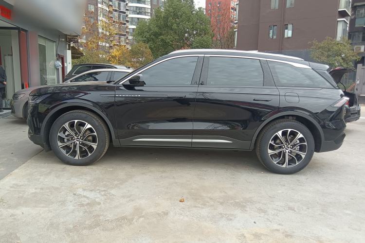 Used Lincoln Nautilus 2026 Model, 2.0T Four-Wheel-Drive Zunyi Version Left Side