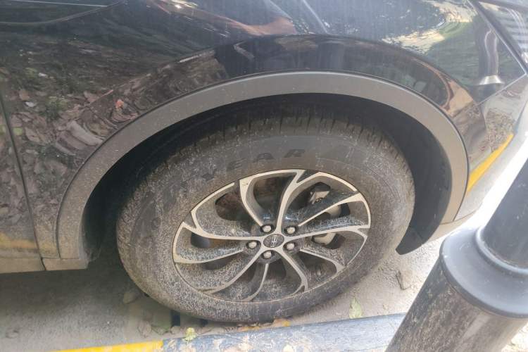 Used Lincoln Nautilus 2026 Model, 2.0T Four-Wheel-Drive Zunxiang Version Right Front Wheel Hub