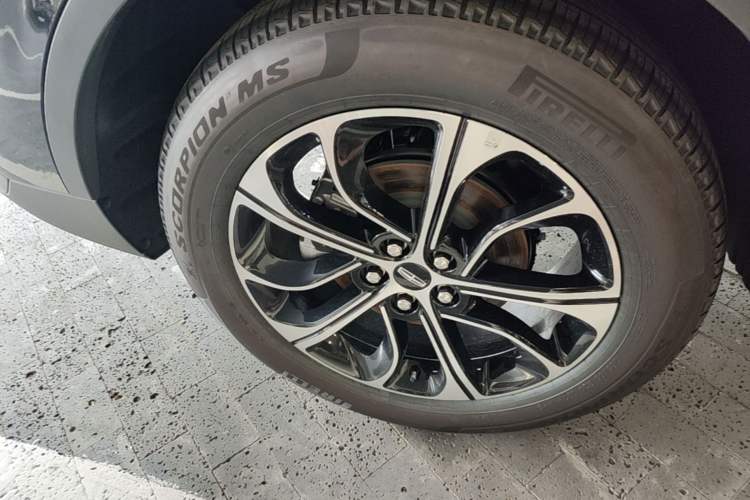Used Lincoln Nautilus 2026 Model, 2.0T Four-Wheel-Drive Zunrui Version Right Rear Wheel Hub