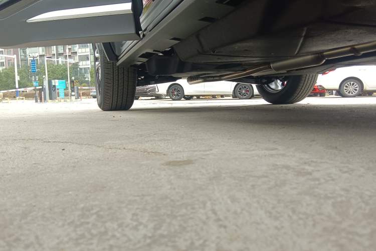 Used Lincoln Nautilus 2026 Model, 2.0T Four-Wheel-Drive Zunyi Version Right Side Sill