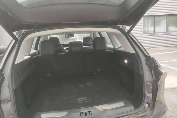 Used Lincoln Nautilus 2025 Model 2.0T Two-Wheel Drive Qihang Edition Trunk