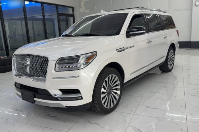 Used Lincoln Navigator