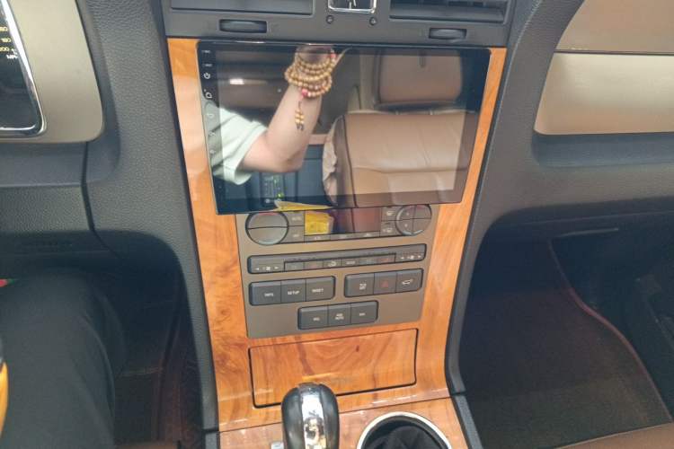 Used Lincoln Navigator 2010 Presidential Number Audio And AC Panel