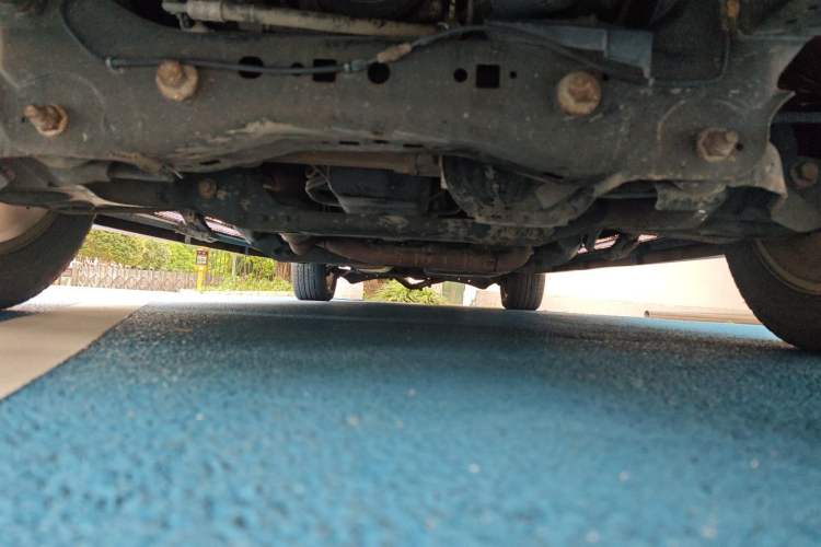 Used Lincoln Navigator 2010 5.4L AWD Chassis Front