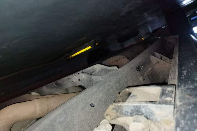 Used Lincoln Navigator 2010 5.4L AWD Chassis Front Right