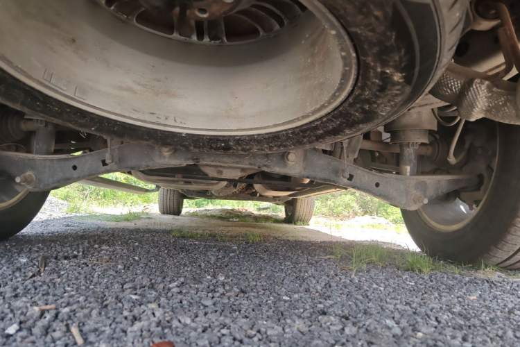 Used Lincoln Navigator 2010 Leader No. 1 5.4L V8 Chassis Rear