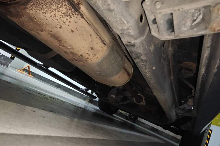 Used Lincoln Navigator 2010 5.4L AWD Chassis Rear Right