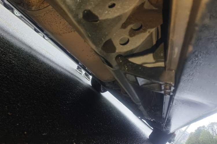 Used Lincoln Navigator 2010 5.4L AWD Chassis Rear Right