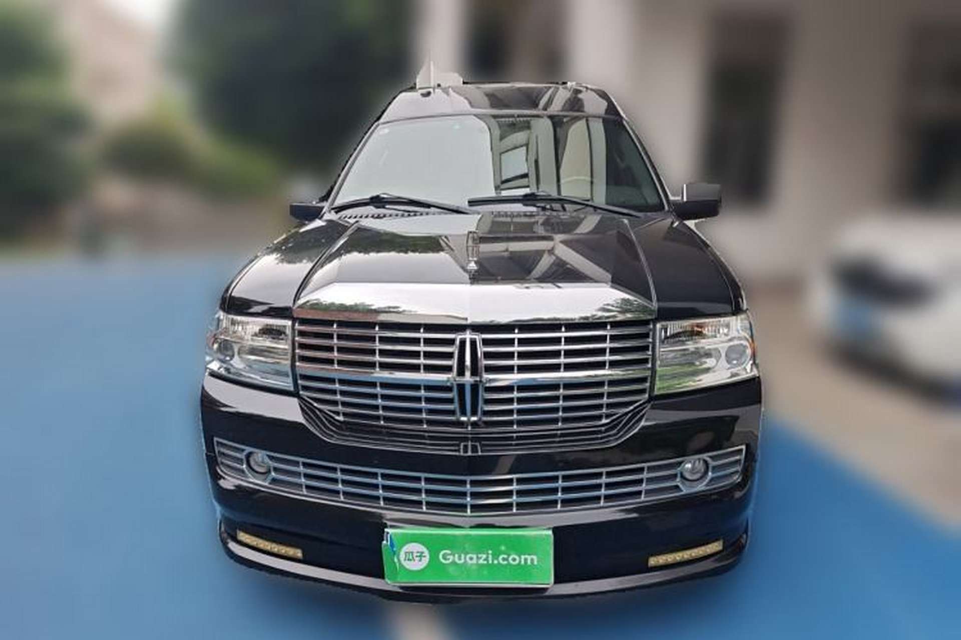 Used Lincoln Navigator 2010 5.4L AWD Front
