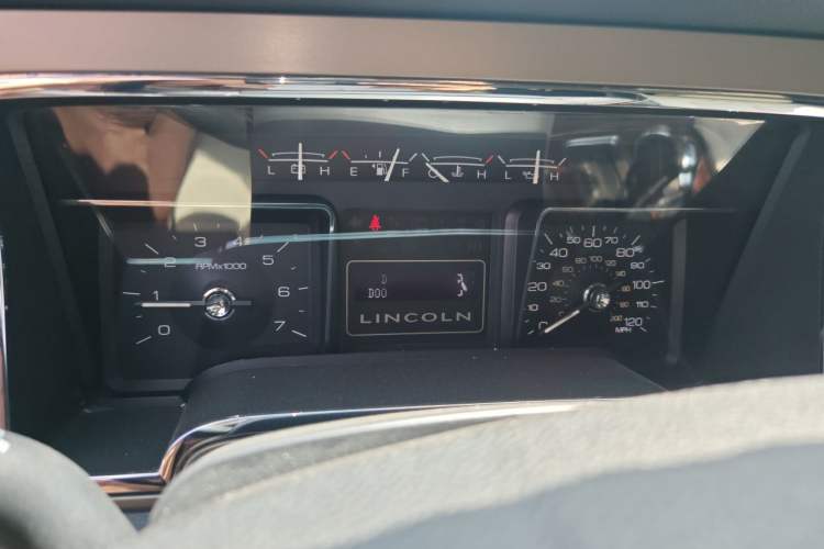 Used Lincoln Navigator 2010 Leader No. 1 5.4L V8 Instrument Cluster