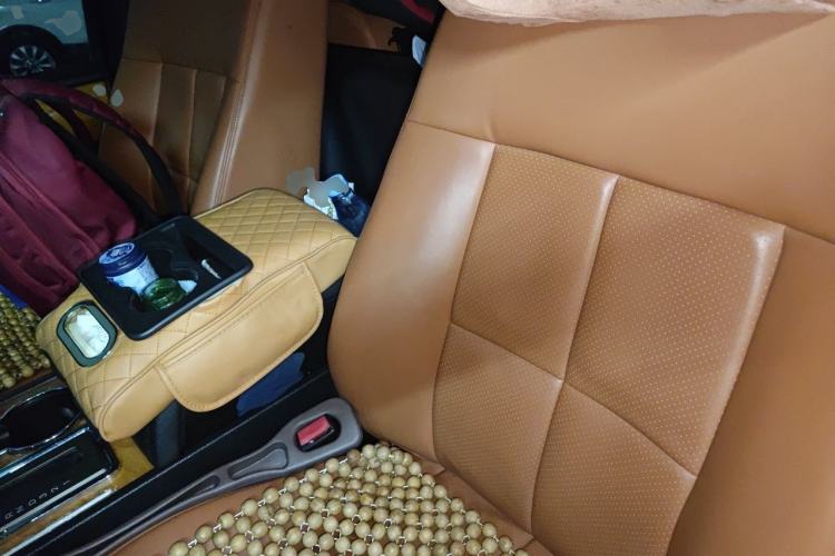 Used Lincoln Navigator 2010 5.4L AWD Left Front Seat