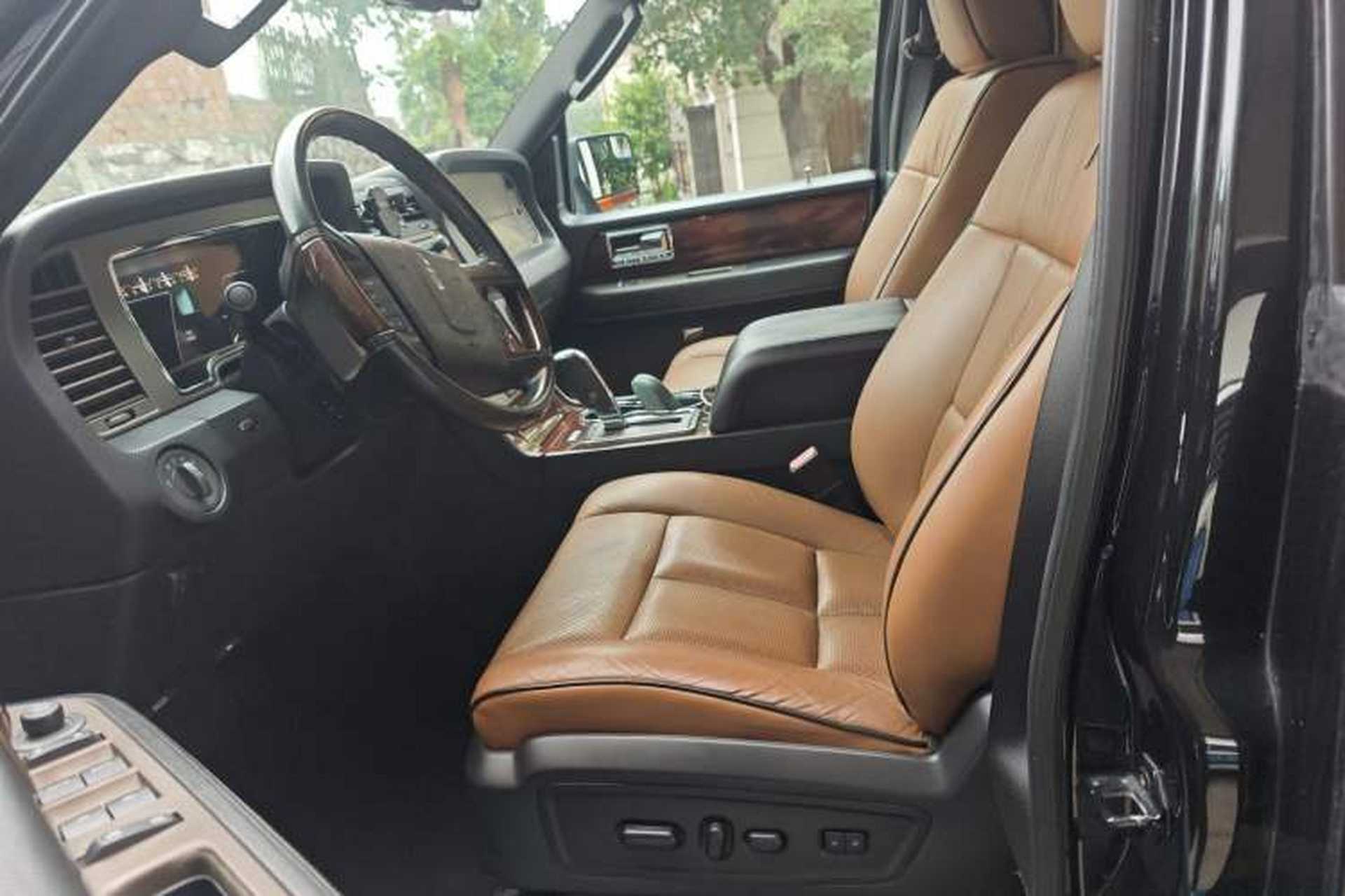 Used Lincoln Navigator 2010 5.4L AWD Left Front Seat