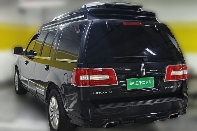 Used Lincoln Navigator 2010 5.4L AWD Rear Left 45 Deg