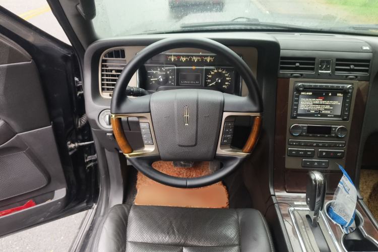 Used Lincoln Navigator 2010 5.4L AWD Steering Wheel