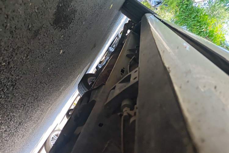 Used Lincoln Navigator 2010 5.4L AWD Chassis Front Right