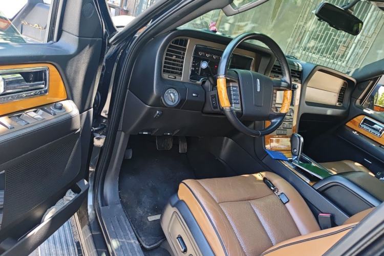 Used Lincoln Navigator 2010 5.4L AWD Driver Seat