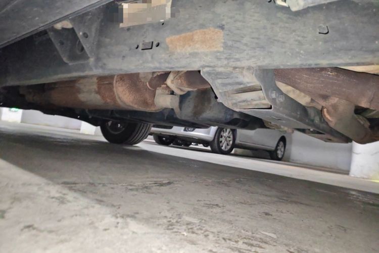 Used Lincoln Navigator  Chassis Front Right