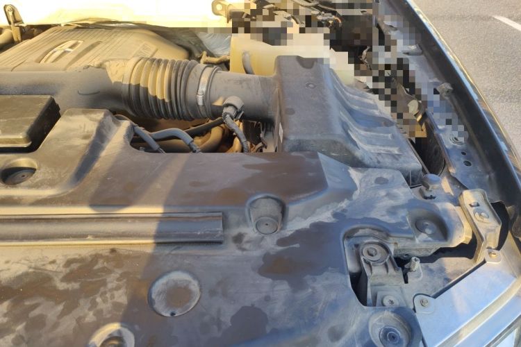 Used Lincoln Navigator 2014 3.5T AWD Parallel Import Engine Bay Left