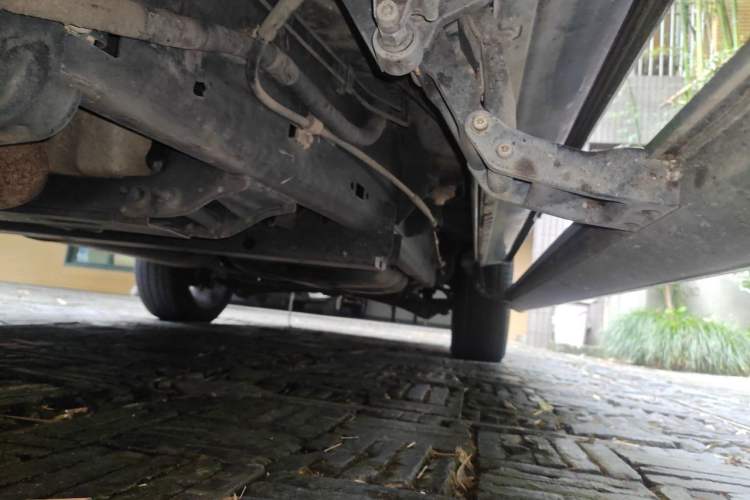 Used Lincoln Navigator 2016 3.5T AWD Chassis Front Left