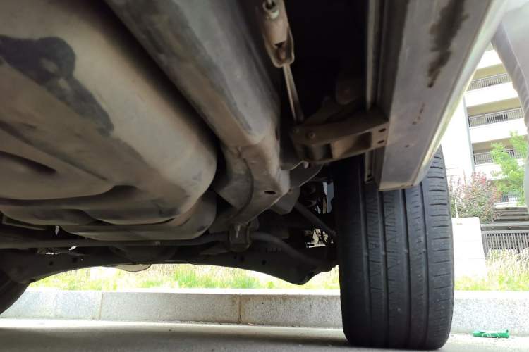 Used Lincoln Navigator 2016 3.5T AWD Chassis Front Left