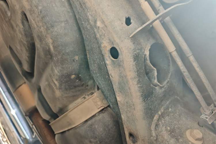 Used Lincoln Navigator 2016 3.5T AWD Chassis Rear Left