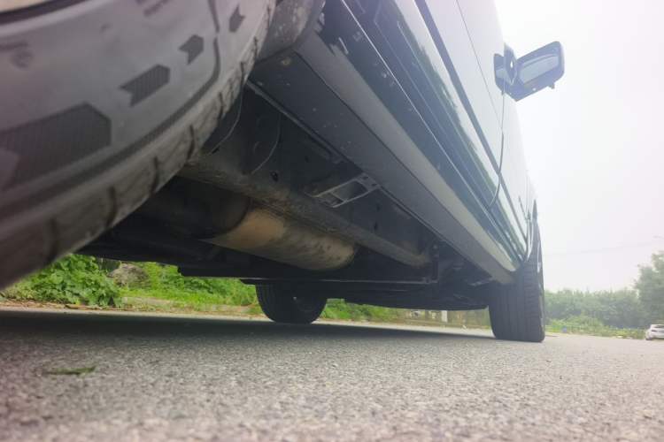 Used Lincoln Navigator  Chassis Rear Right