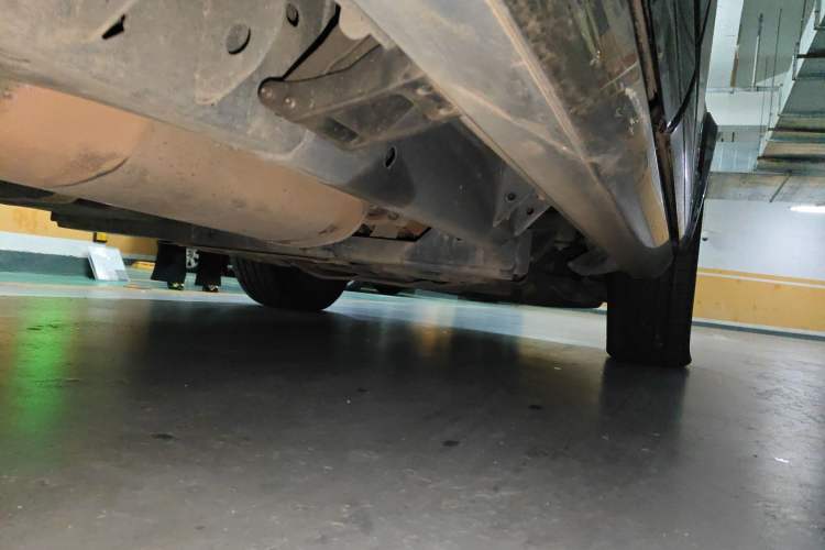 Used Lincoln Navigator 2016 3.5T AWD Chassis Rear Right