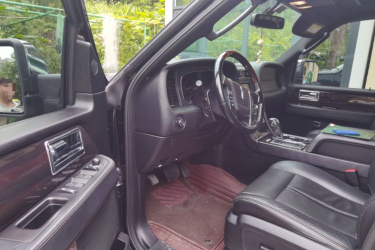 Used Lincoln Navigator 2016 3.5T AWD Driver Seat