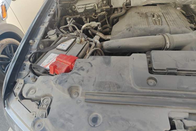 Used Lincoln Navigator 2016 3.5T AWD Engine Bay Right