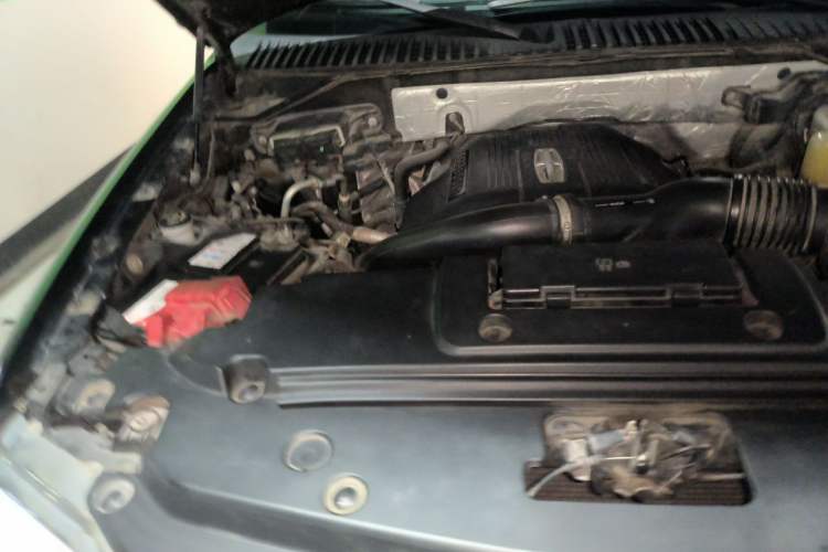 Used Lincoln Navigator 2016 3.5T AWD Engine Bay Right