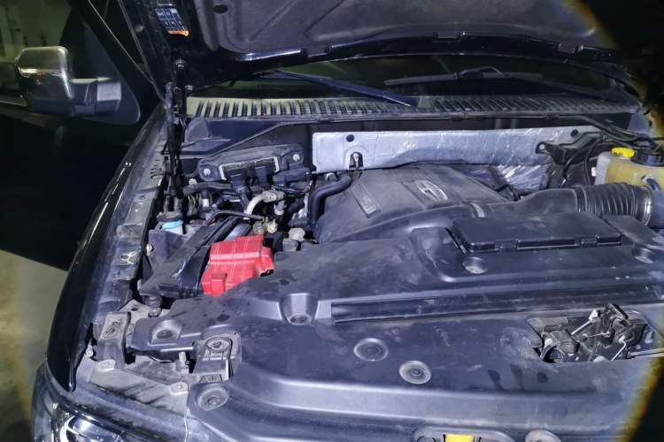 Used Lincoln Navigator 2016 3.5T AWD Engine Bay Right