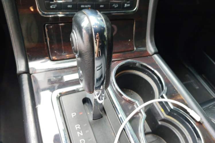 Used Lincoln Navigator 2016 3.5T AWD Gear Lever