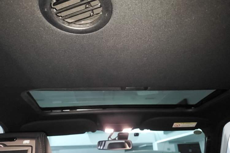 Used Lincoln Navigator 2016 3.5T AWD Headliner
