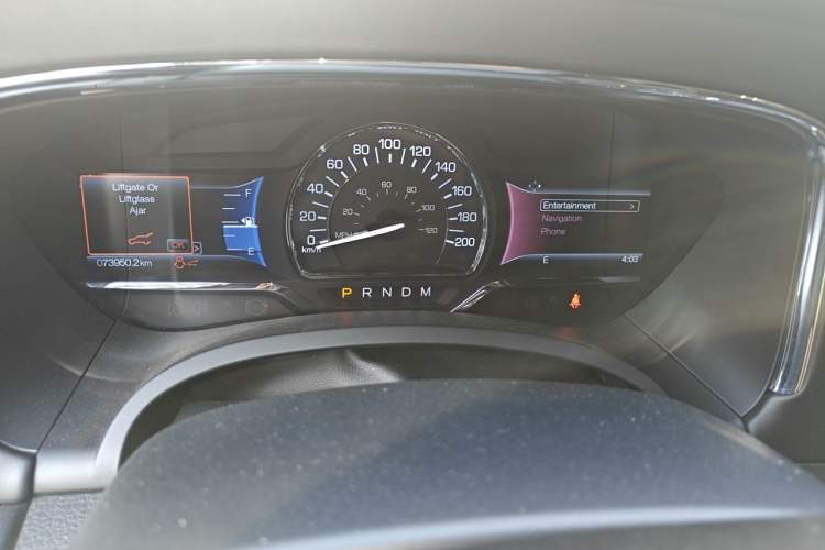 Used Lincoln Navigator 2016 3.5T AWD Instrument Cluster
