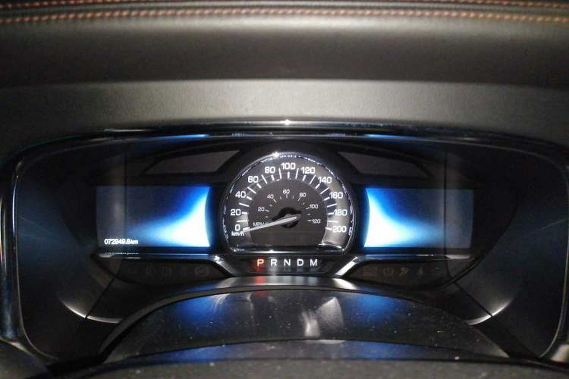 Used Lincoln Navigator 2016 3.5T AWD Instrument Cluster