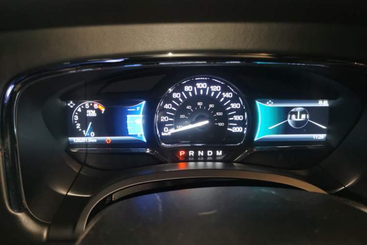 Used Lincoln Navigator 2016 3.5T AWD Instrument Cluster