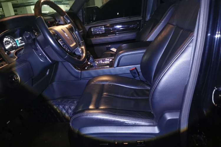 Used Lincoln Navigator 2016 3.5T AWD Left Front Seat