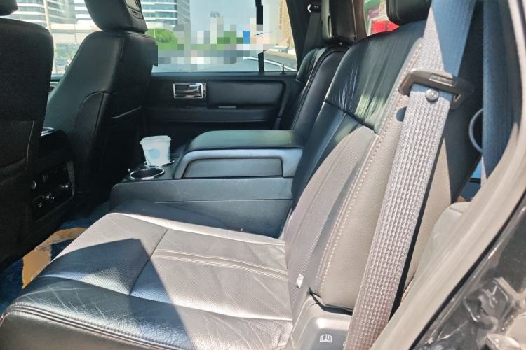 Used Lincoln Navigator 2016 3.5T AWD Left Rear Seat