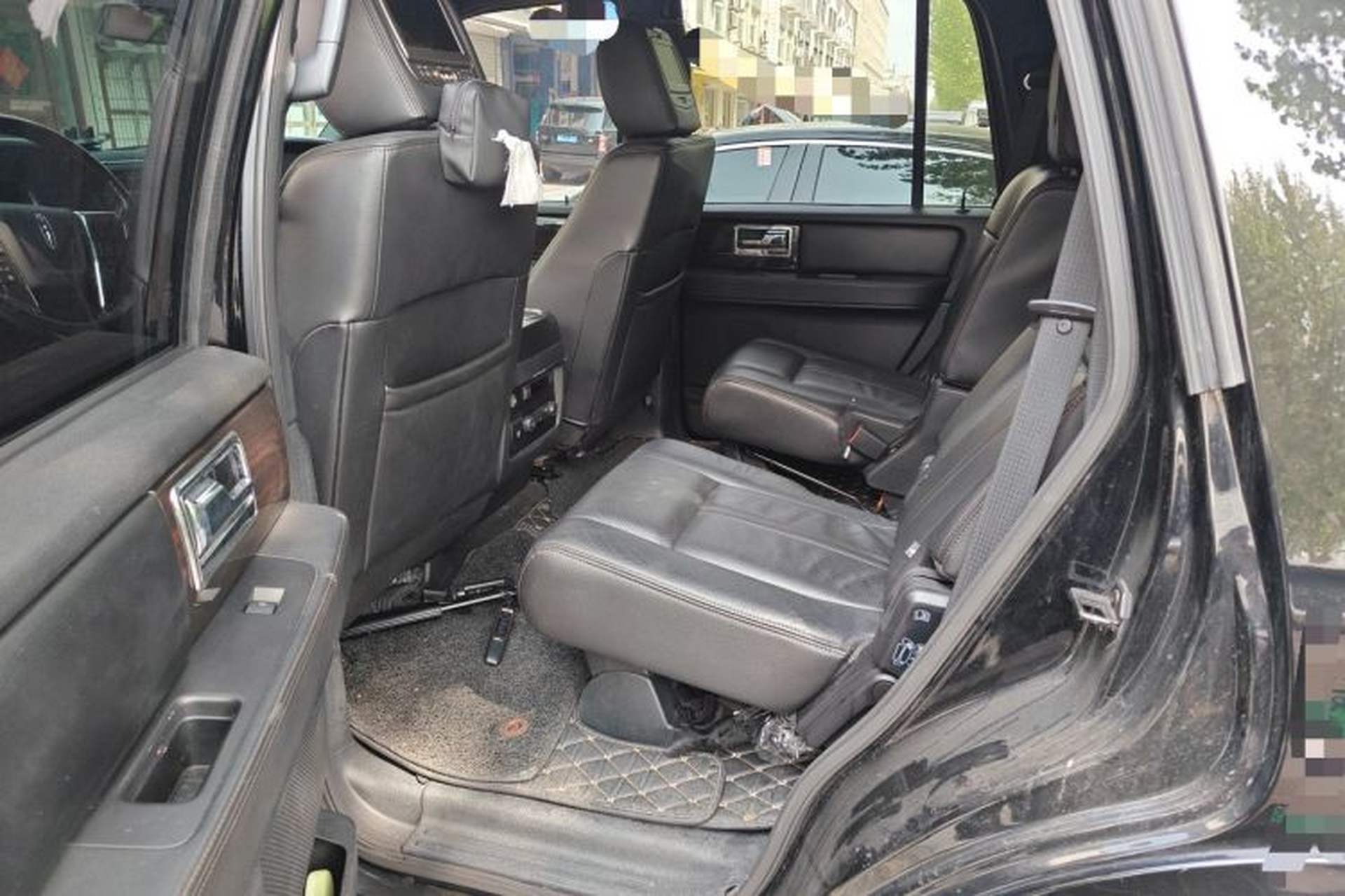 Used Lincoln Navigator 2016 3.5T AWD Left Rear Seat