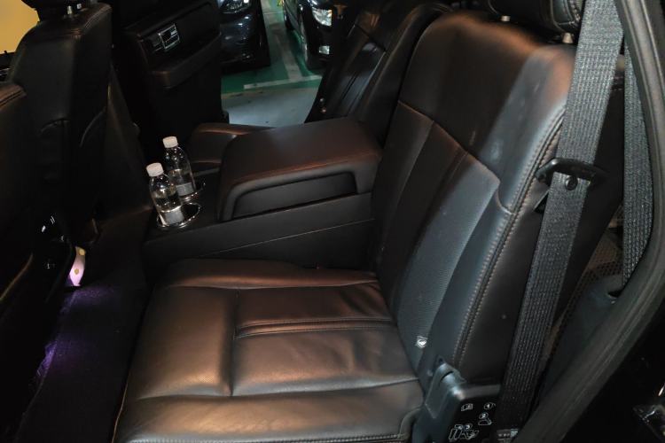 Used Lincoln Navigator 2016 3.5T AWD Left Rear Seat