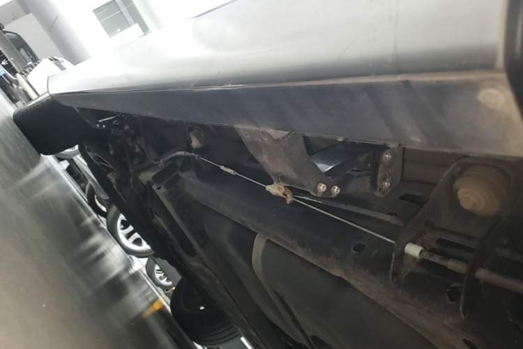 Used Lincoln Navigator 2016 3.5T AWD Left Side Sill